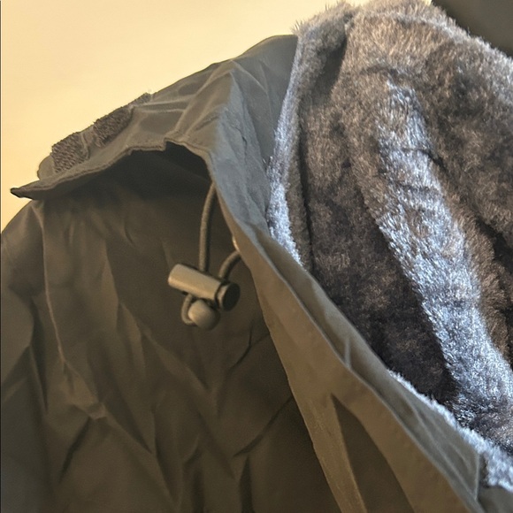 Men's Black Waterproof Ski Jacket with Yellow Accents - Picture 6 of 7